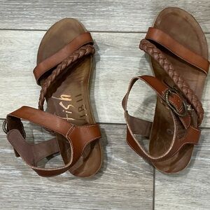 Blowfish Women's Tan Braided Sandals